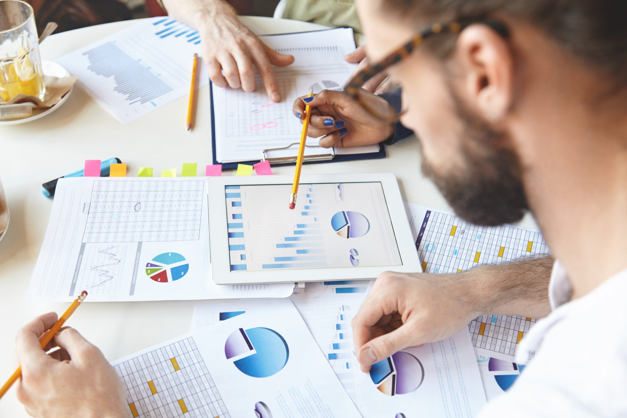 Visualización y<br>Comunicación de Datos